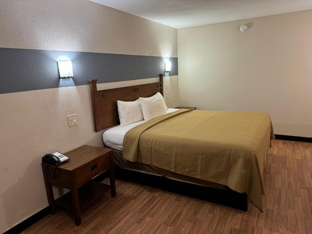 Americas Best Value Inn Marshall